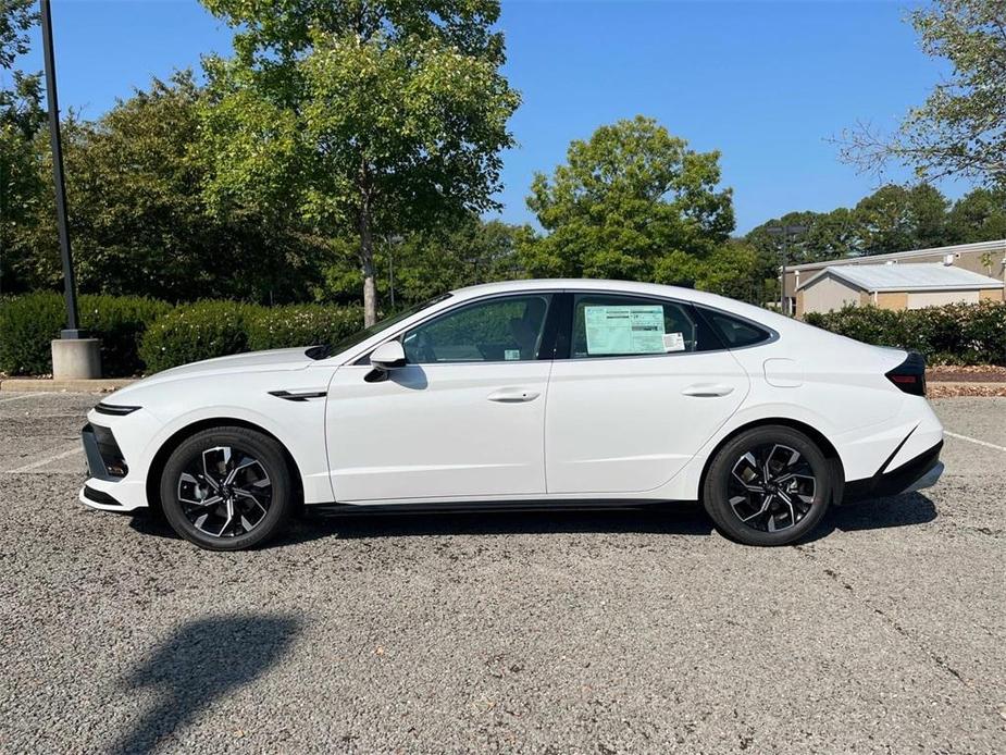 new 2025 Hyundai Sonata car, priced at $30,360