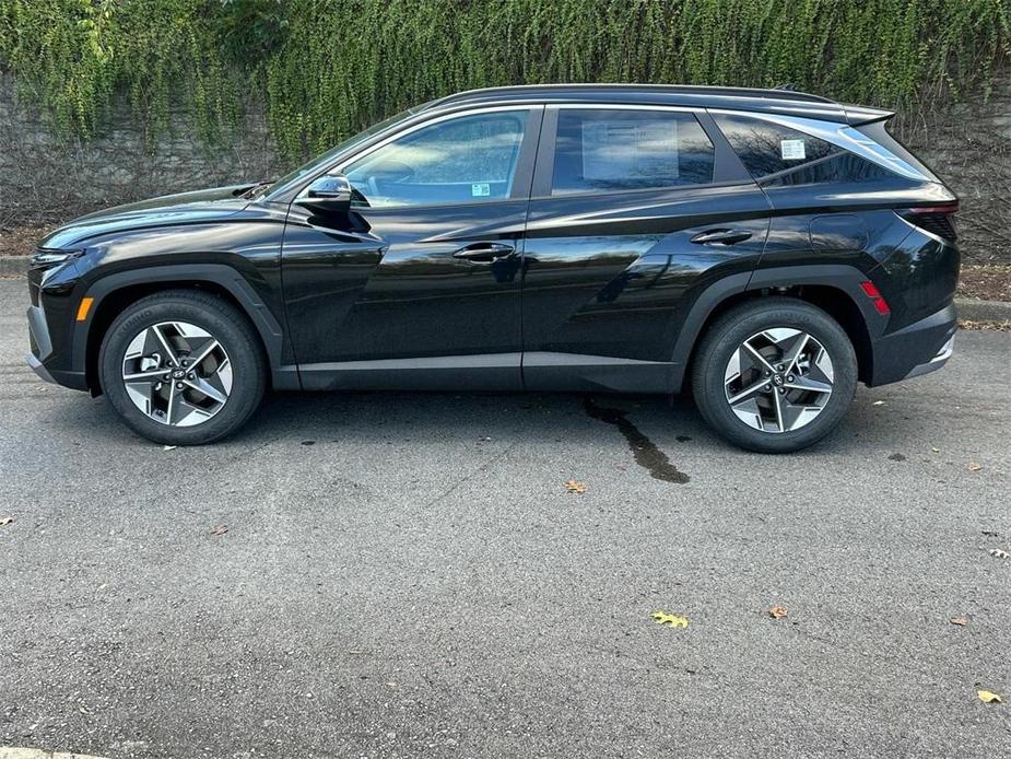 new 2025 Hyundai Tucson car, priced at $34,189