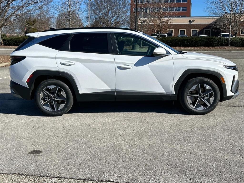 new 2025 Hyundai Tucson car, priced at $34,045