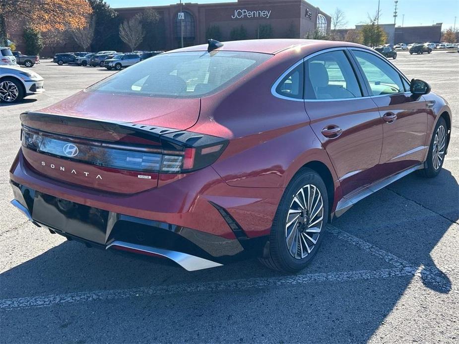 new 2025 Hyundai Sonata Hybrid car, priced at $33,230