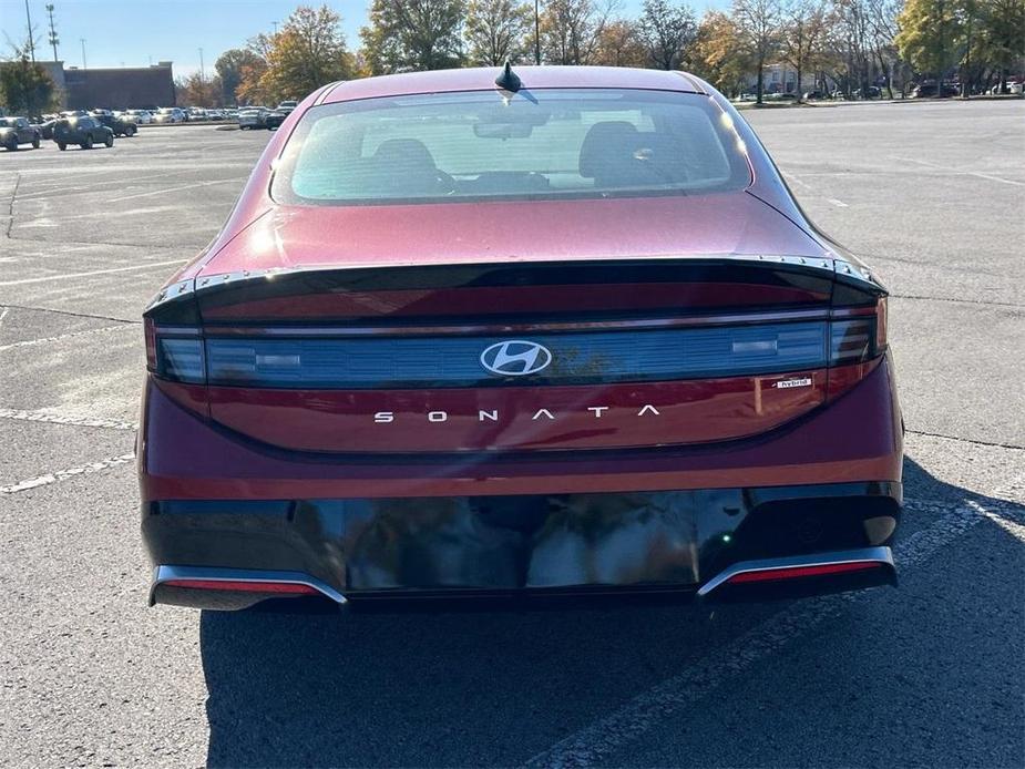 new 2025 Hyundai Sonata Hybrid car, priced at $33,230