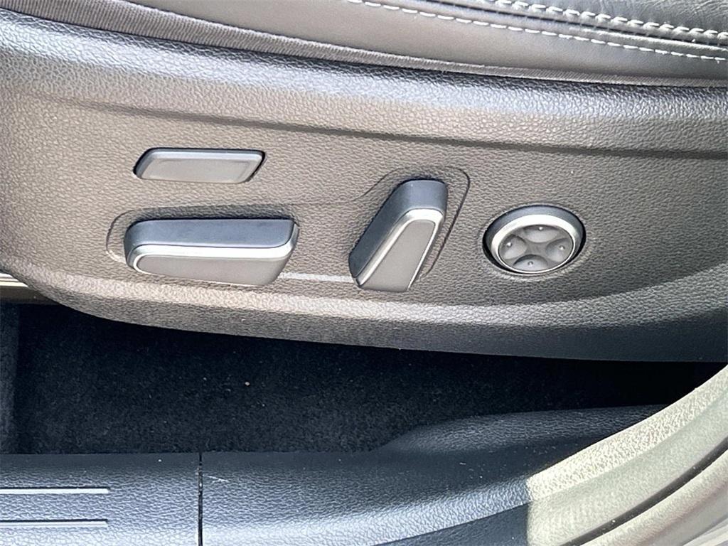 used 2023 Hyundai Santa Fe car, priced at $28,907