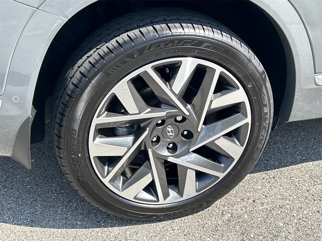 used 2023 Hyundai Santa Fe car, priced at $28,907