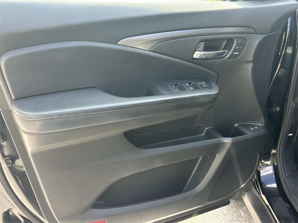 used 2021 Honda Passport car, priced at $21,902