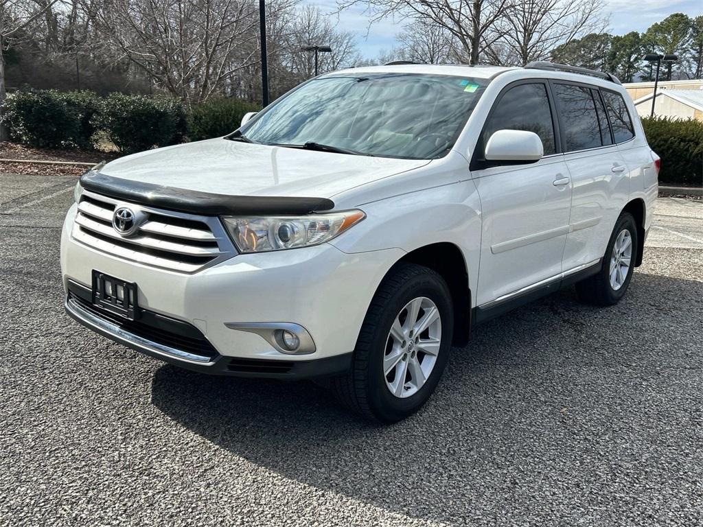 used 2013 Toyota Highlander car, priced at $11,902