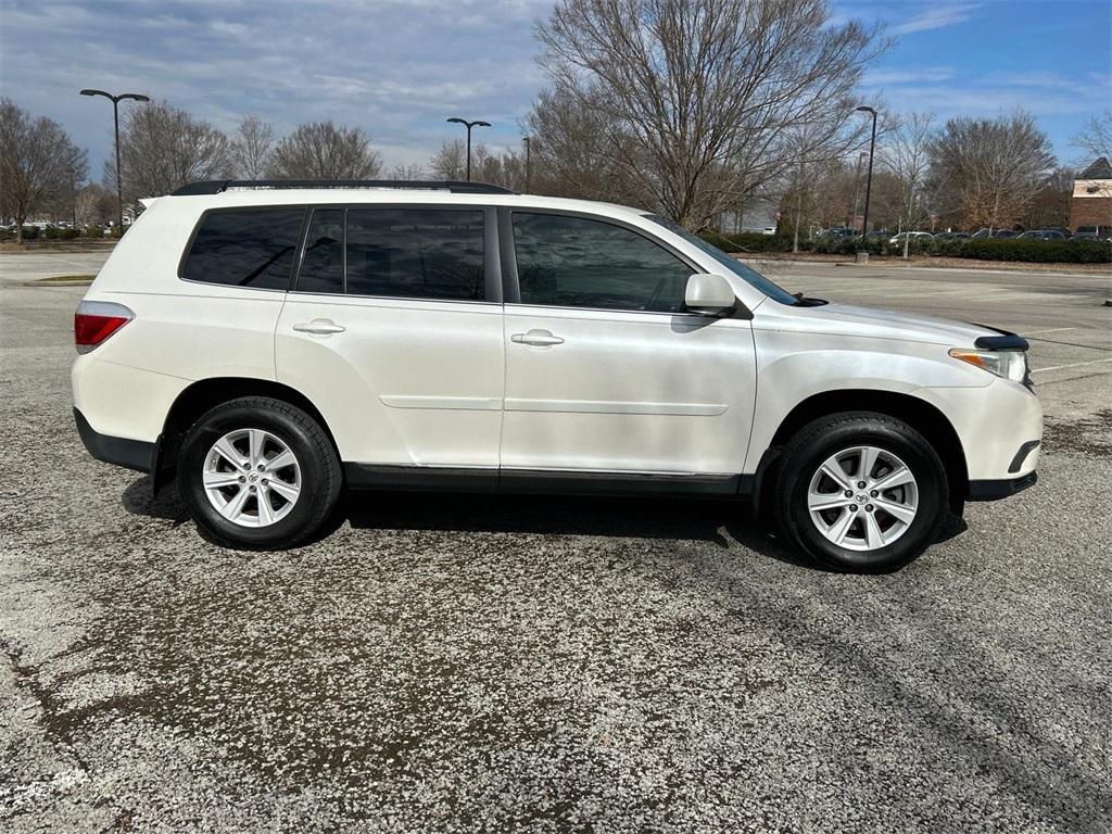 used 2013 Toyota Highlander car, priced at $11,902