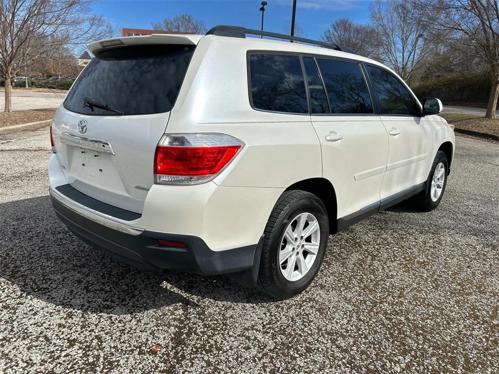 used 2013 Toyota Highlander car, priced at $11,902