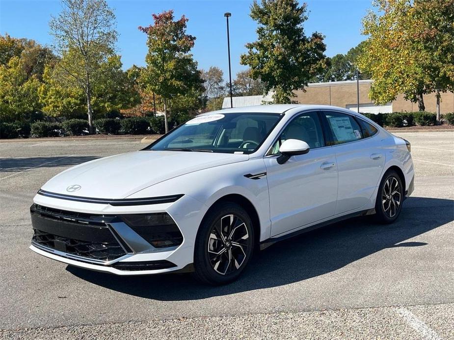 new 2025 Hyundai Sonata car, priced at $28,866