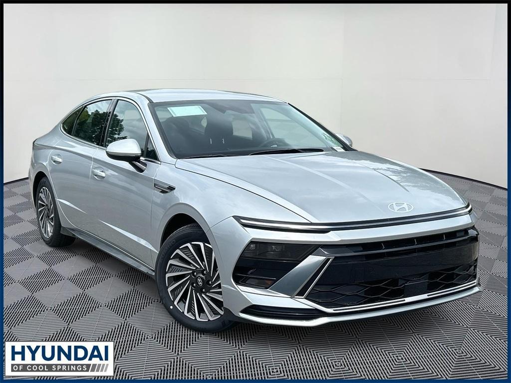 new 2025 Hyundai Sonata Hybrid car, priced at $30,540