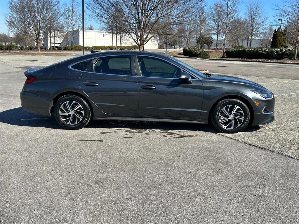 used 2022 Hyundai Sonata Hybrid car, priced at $22,907