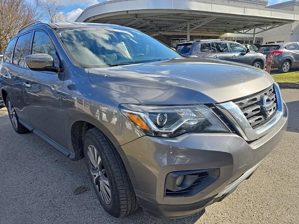 used 2019 Nissan Pathfinder car