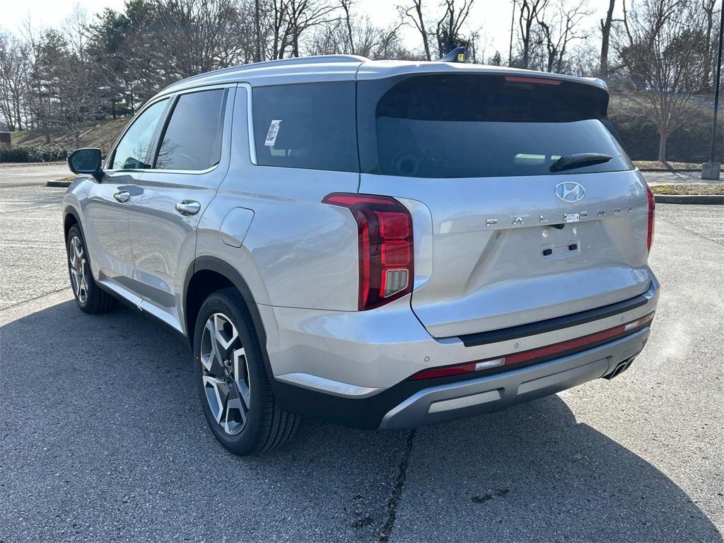 new 2025 Hyundai Palisade car, priced at $44,253