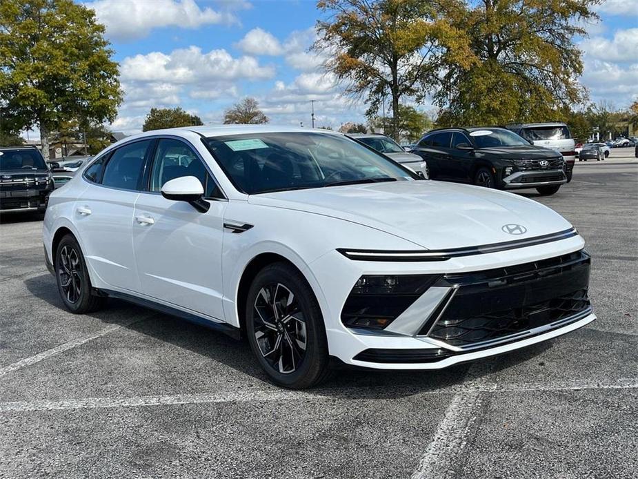 new 2025 Hyundai Sonata car, priced at $30,336