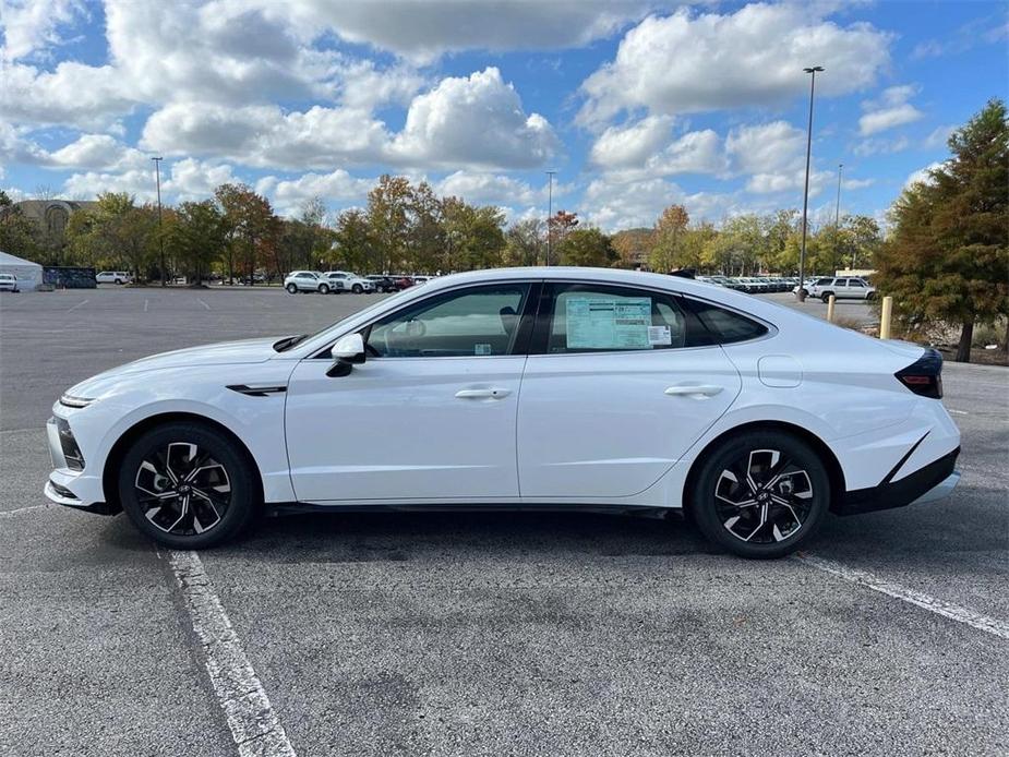 new 2025 Hyundai Sonata car, priced at $30,336