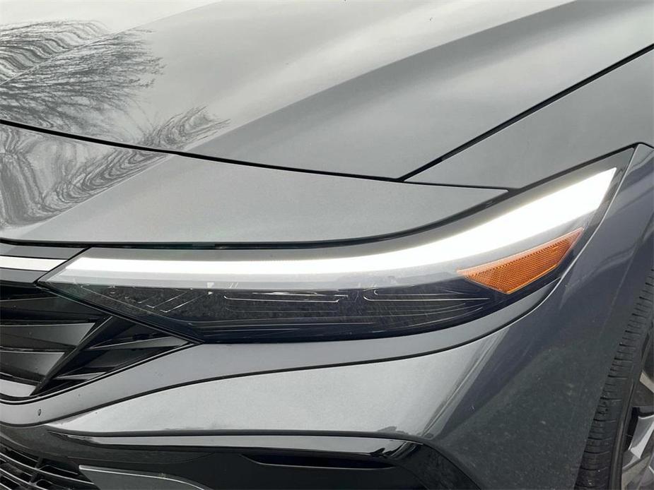 new 2024 Hyundai Elantra HEV car, priced at $28,890