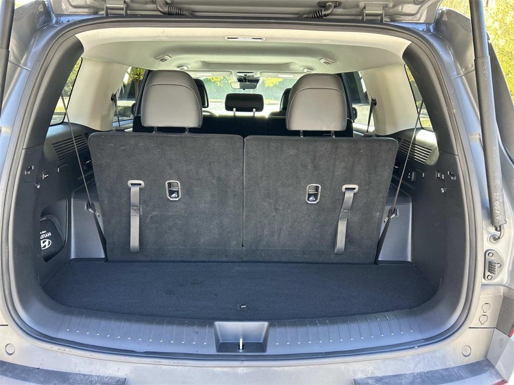 used 2025 Hyundai Santa Fe car, priced at $38,902