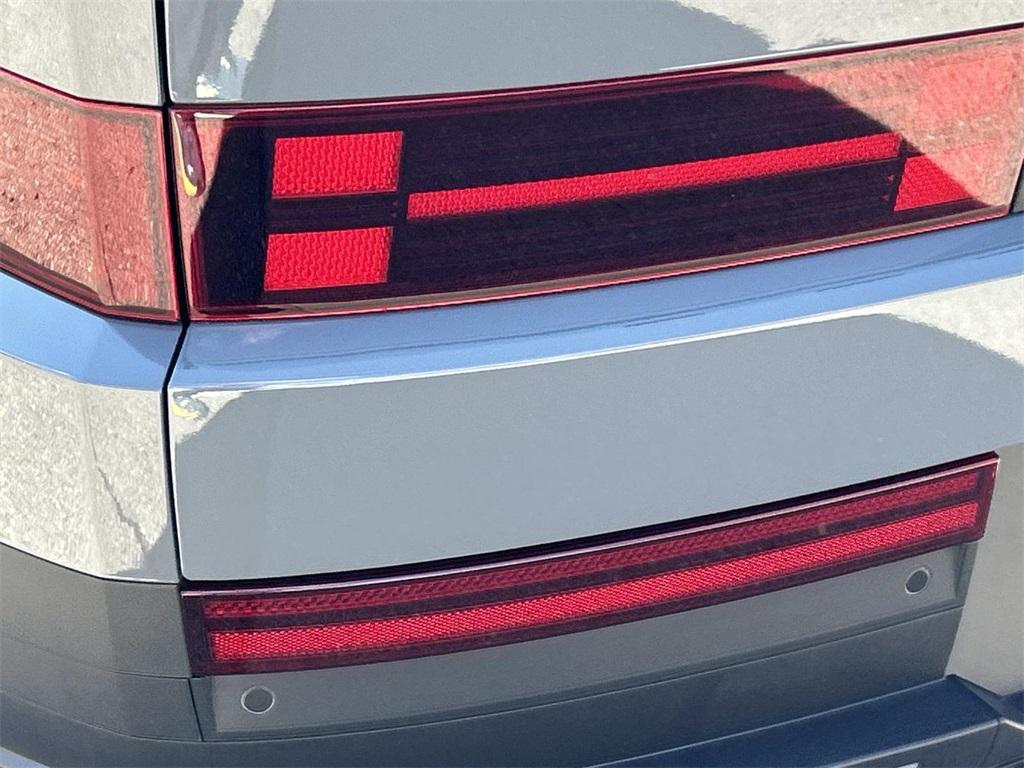 used 2025 Hyundai Santa Fe car, priced at $38,902