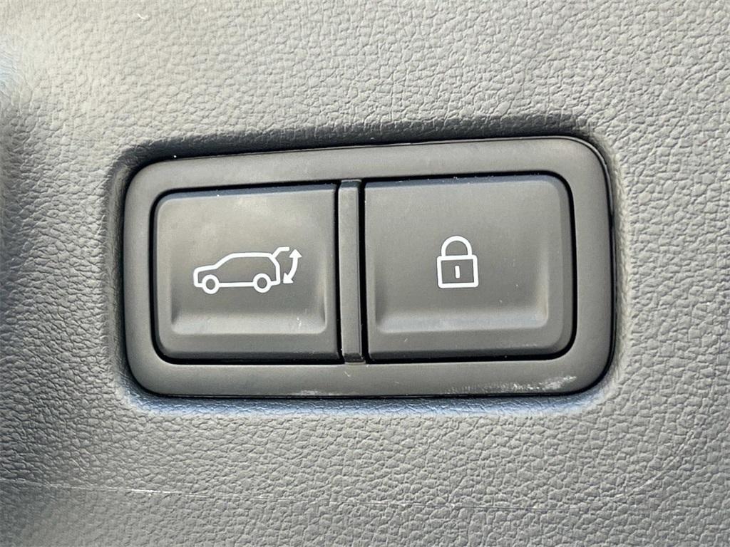 used 2025 Hyundai Santa Fe car, priced at $38,902