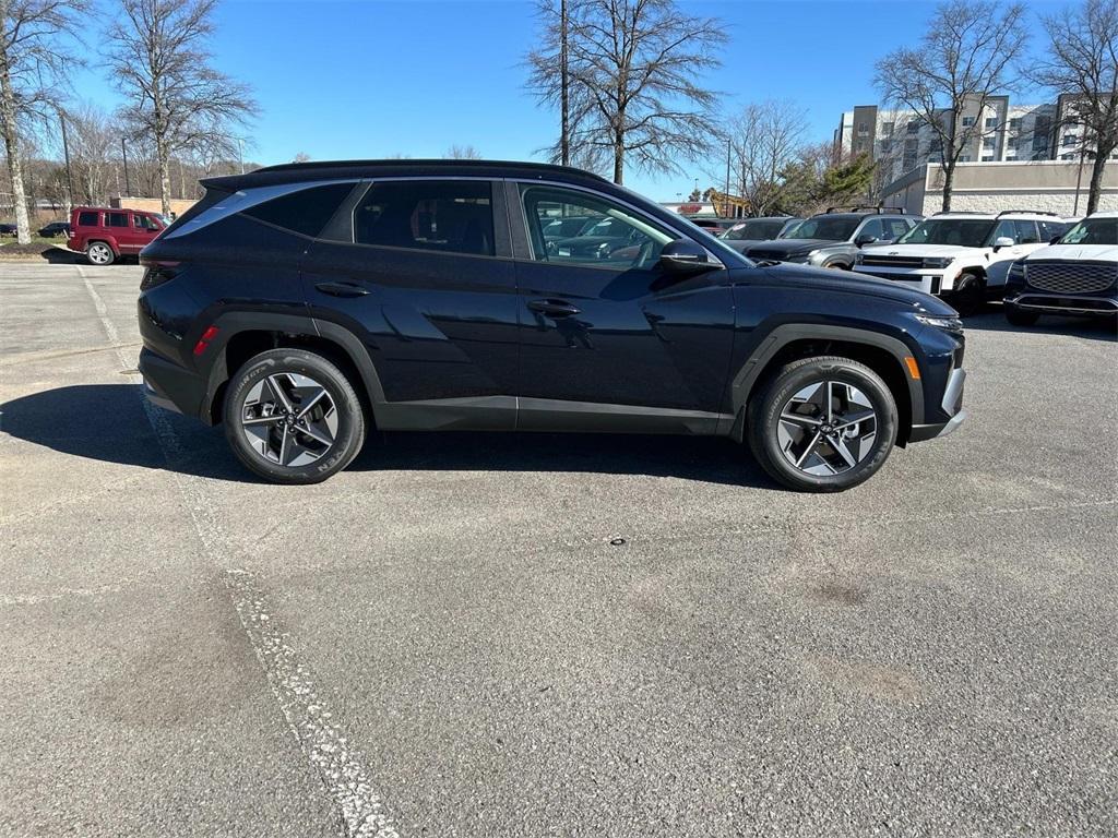 new 2025 Hyundai TUCSON Hybrid car, priced at $36,314