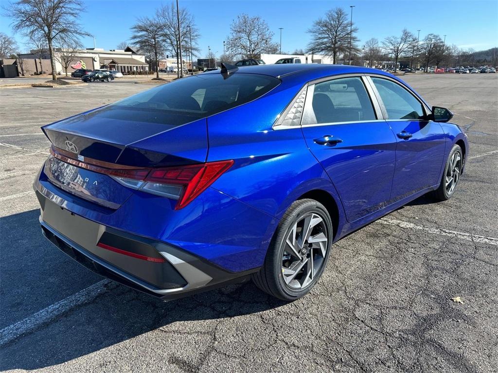 new 2025 Hyundai Elantra car, priced at $25,878