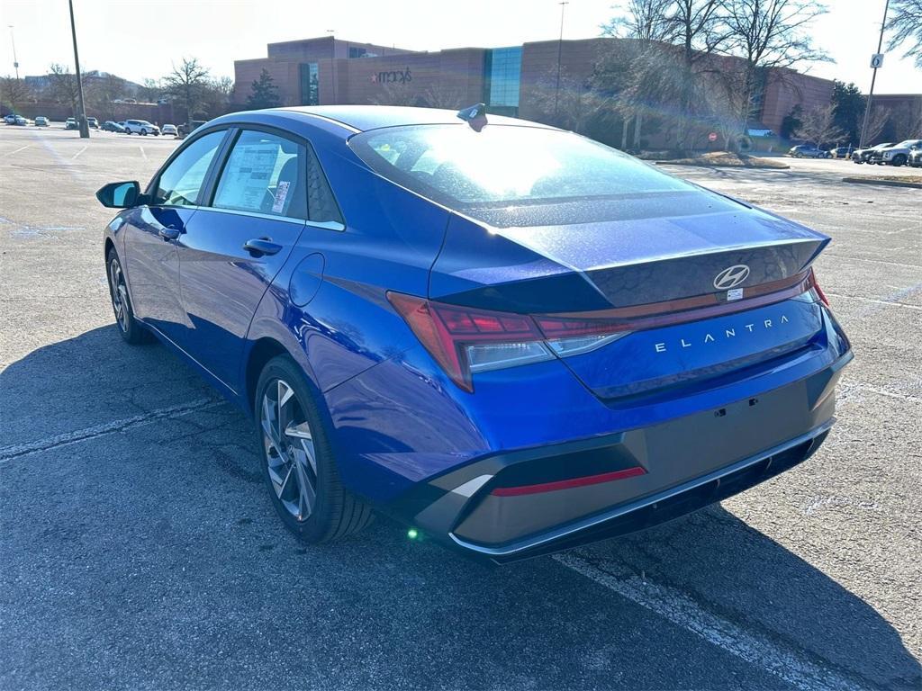 new 2025 Hyundai Elantra car, priced at $25,878