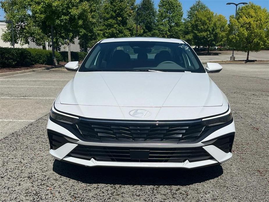 new 2025 Hyundai Elantra car, priced at $26,774