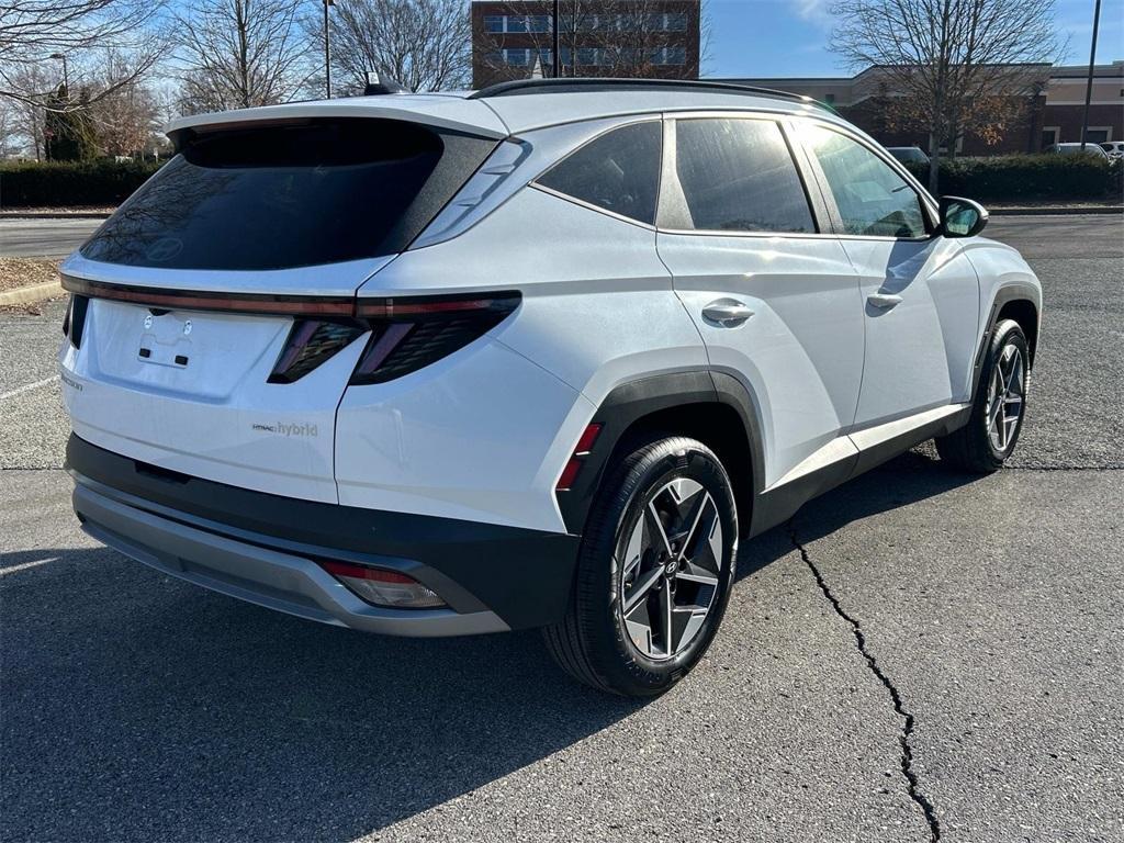 new 2025 Hyundai Tucson Hybrid car, priced at $38,050