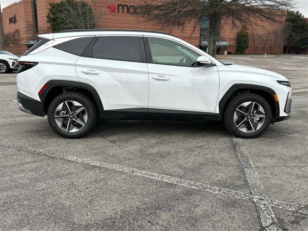 new 2025 Hyundai TUCSON Hybrid car, priced at $36,793