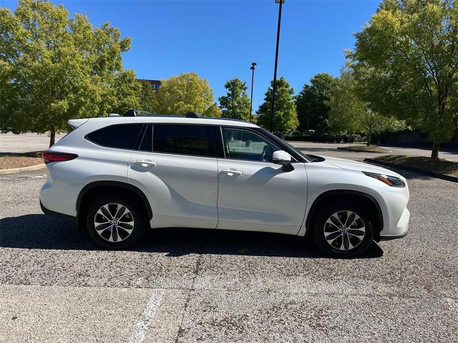 used 2021 Toyota Highlander car, priced at $32,801