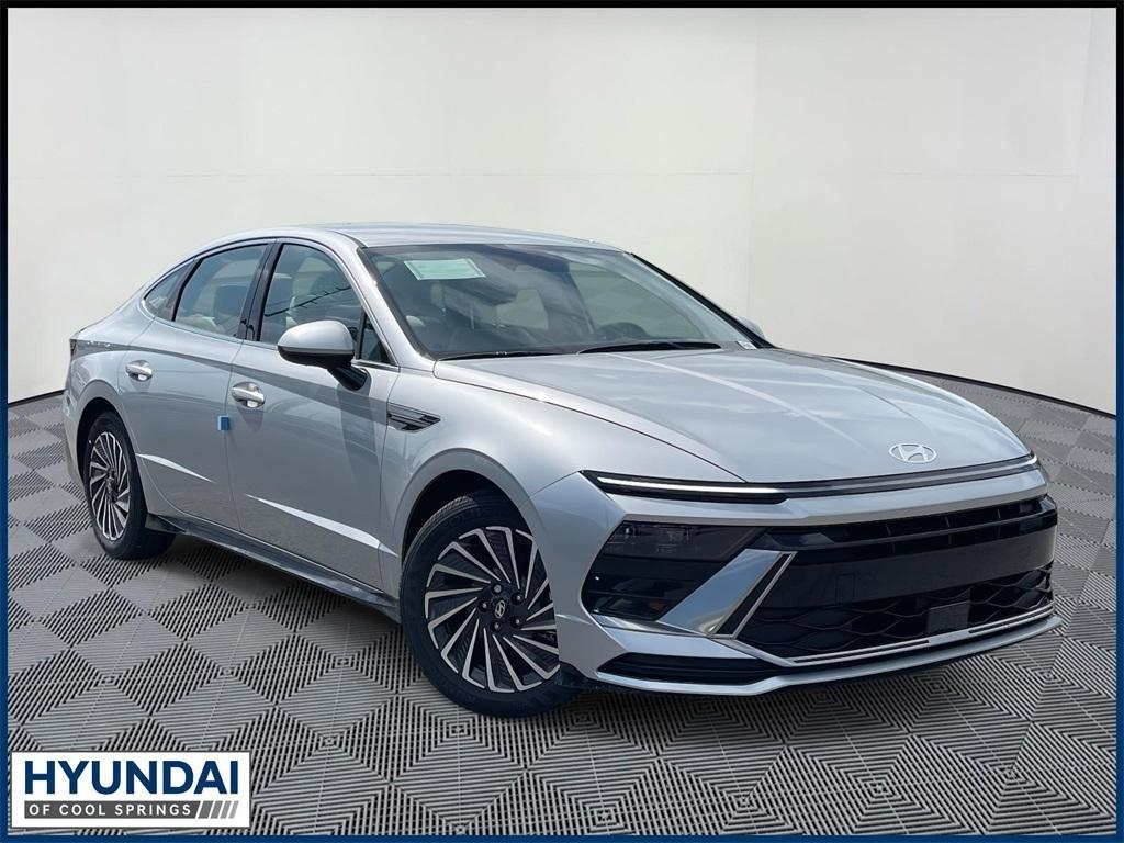 new 2025 Hyundai Sonata Hybrid car, priced at $30,383