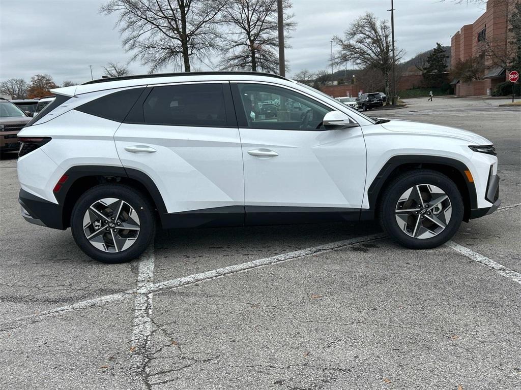 new 2025 Hyundai Tucson car, priced at $34,045