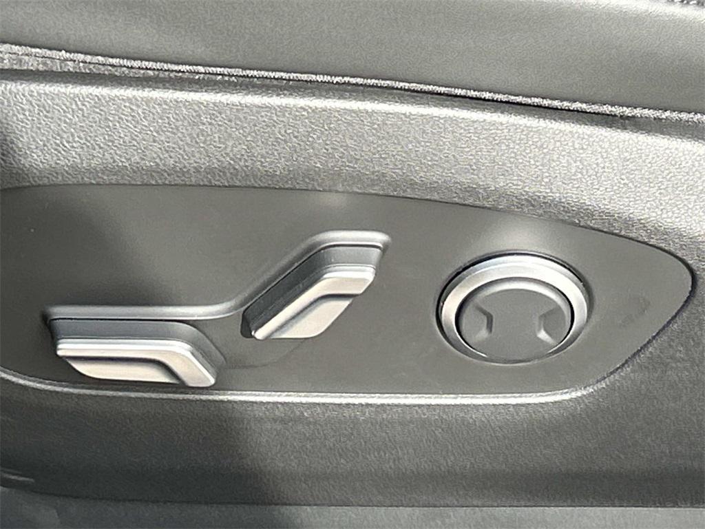 new 2026 Hyundai IONIQ 9 car, priced at $64,068