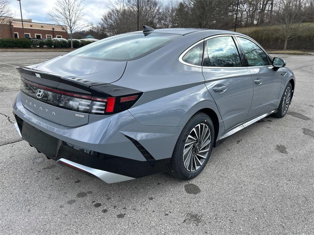 new 2025 Hyundai Sonata Hybrid car, priced at $31,845