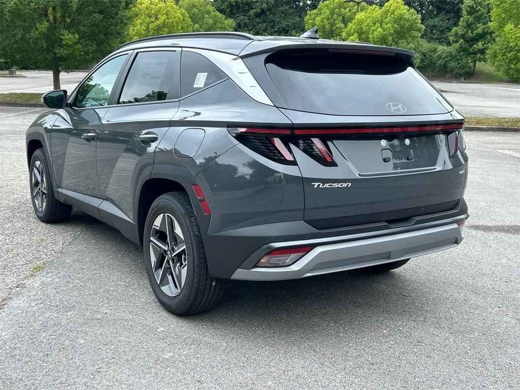 new 2025 Hyundai Tucson car, priced at $34,275