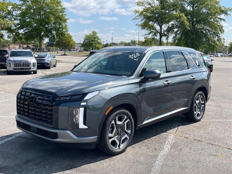 new 2025 Hyundai Palisade car, priced at $47,615