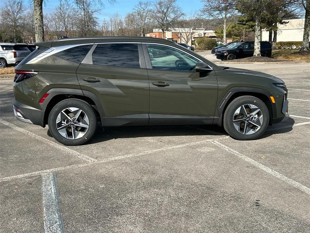 new 2025 Hyundai Tucson car, priced at $33,420