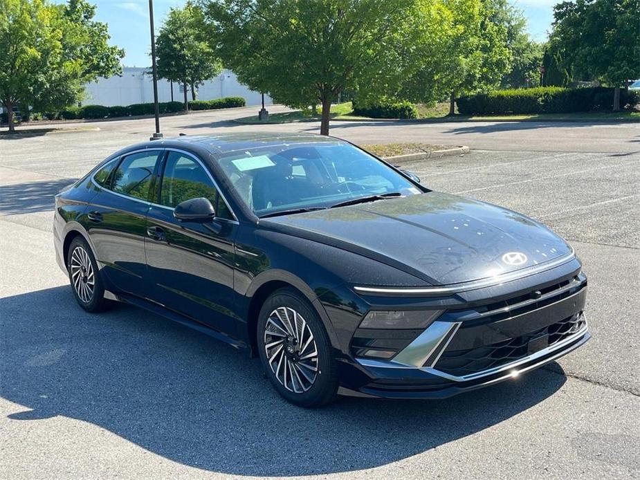 new 2024 Hyundai Sonata Hybrid car, priced at $33,847