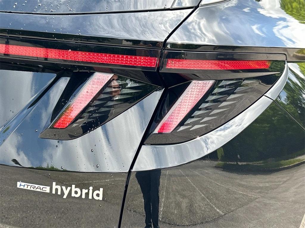 new 2025 Hyundai TUCSON Hybrid car, priced at $36,529