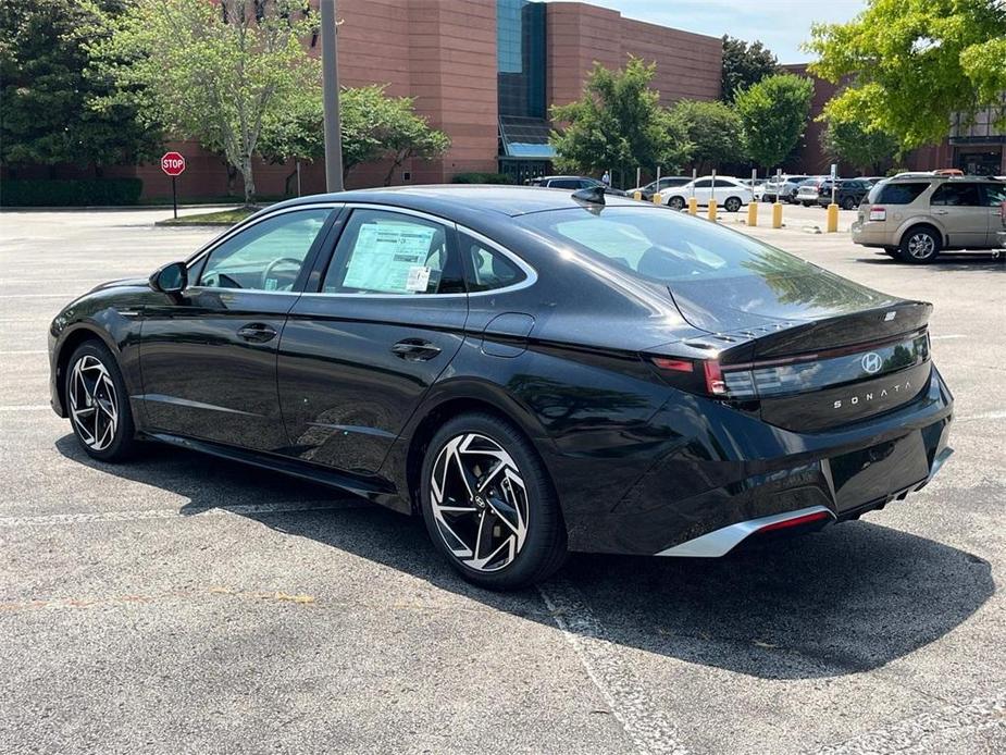 new 2024 Hyundai Sonata car, priced at $28,053