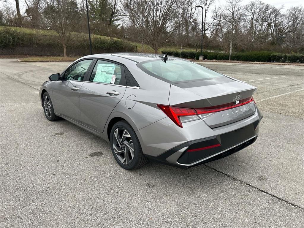 new 2025 Hyundai Elantra HEV car, priced at $29,813