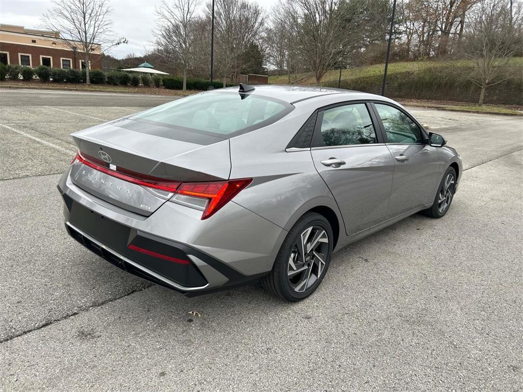 new 2025 Hyundai Elantra HEV car, priced at $29,813