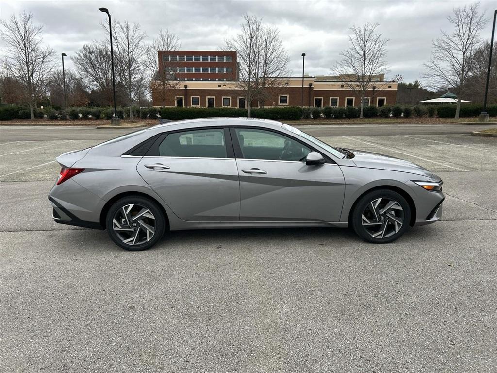 new 2025 Hyundai Elantra HEV car, priced at $29,813