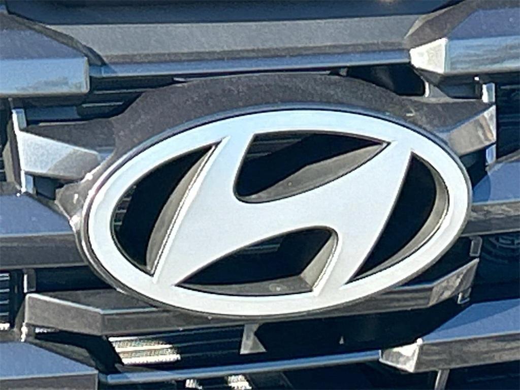 new 2025 Hyundai Tucson Hybrid car, priced at $37,969