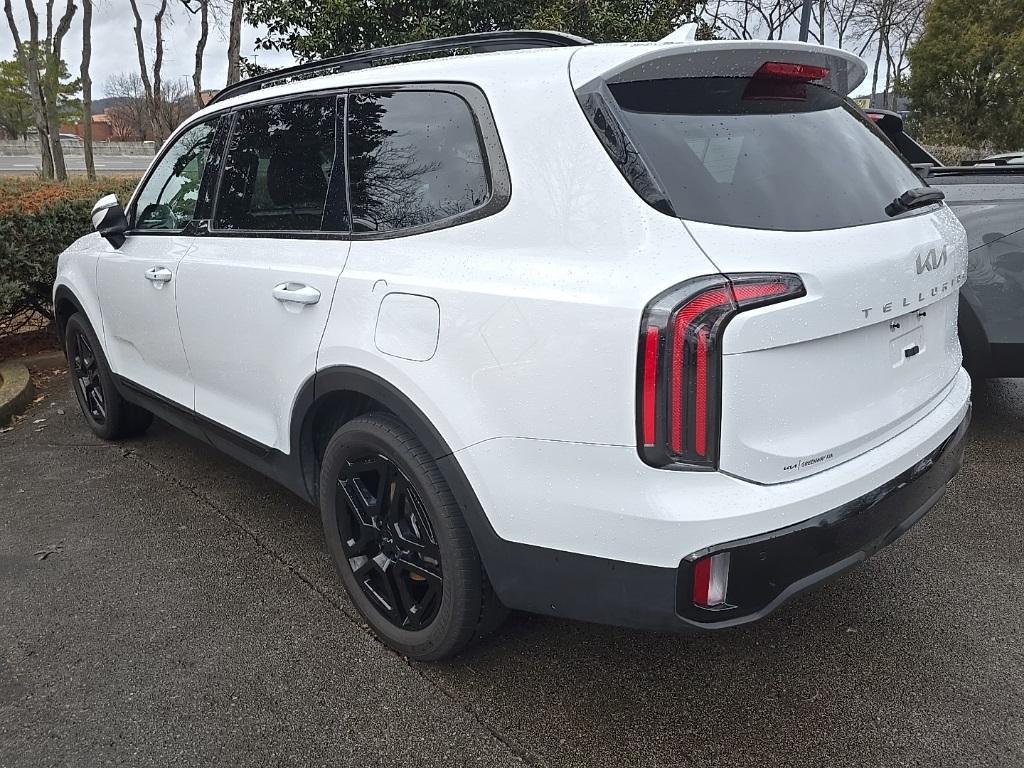 used 2024 Kia Telluride car, priced at $42,902