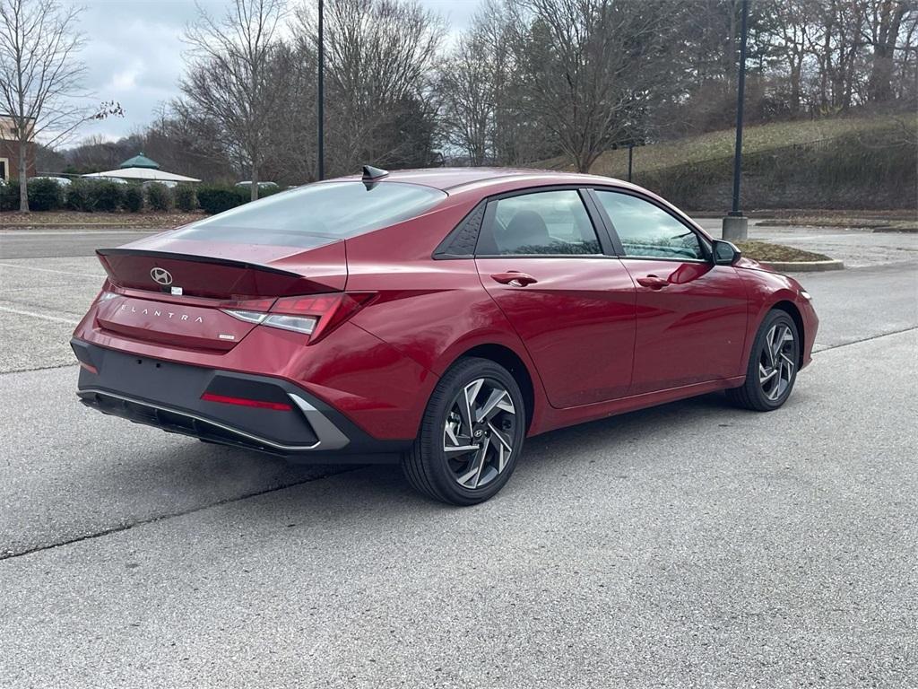 new 2025 Hyundai Elantra HEV car, priced at $28,430