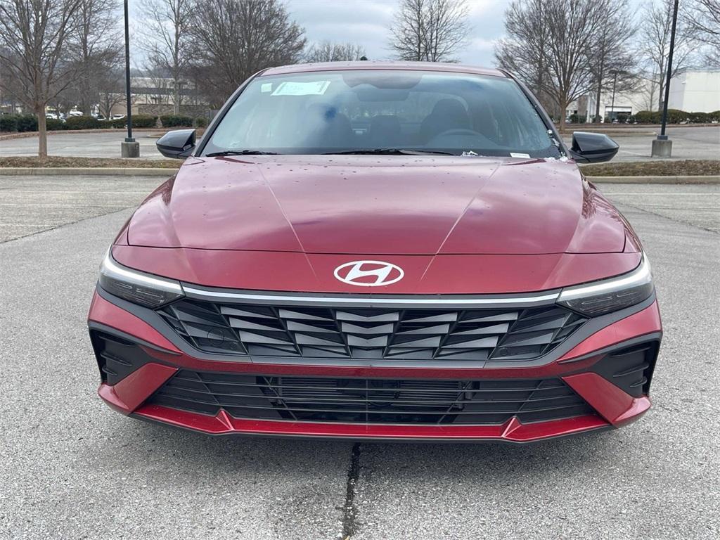 new 2025 Hyundai Elantra HEV car, priced at $28,430