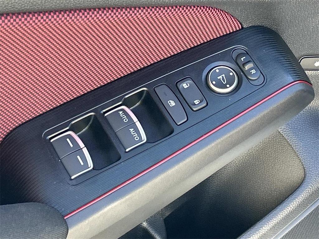 used 2025 Honda Civic Si car, priced at $31,914