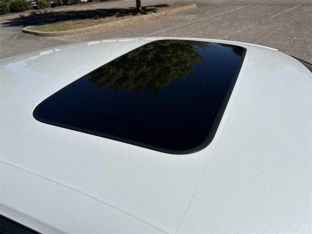 used 2025 Honda Civic Si car, priced at $31,914