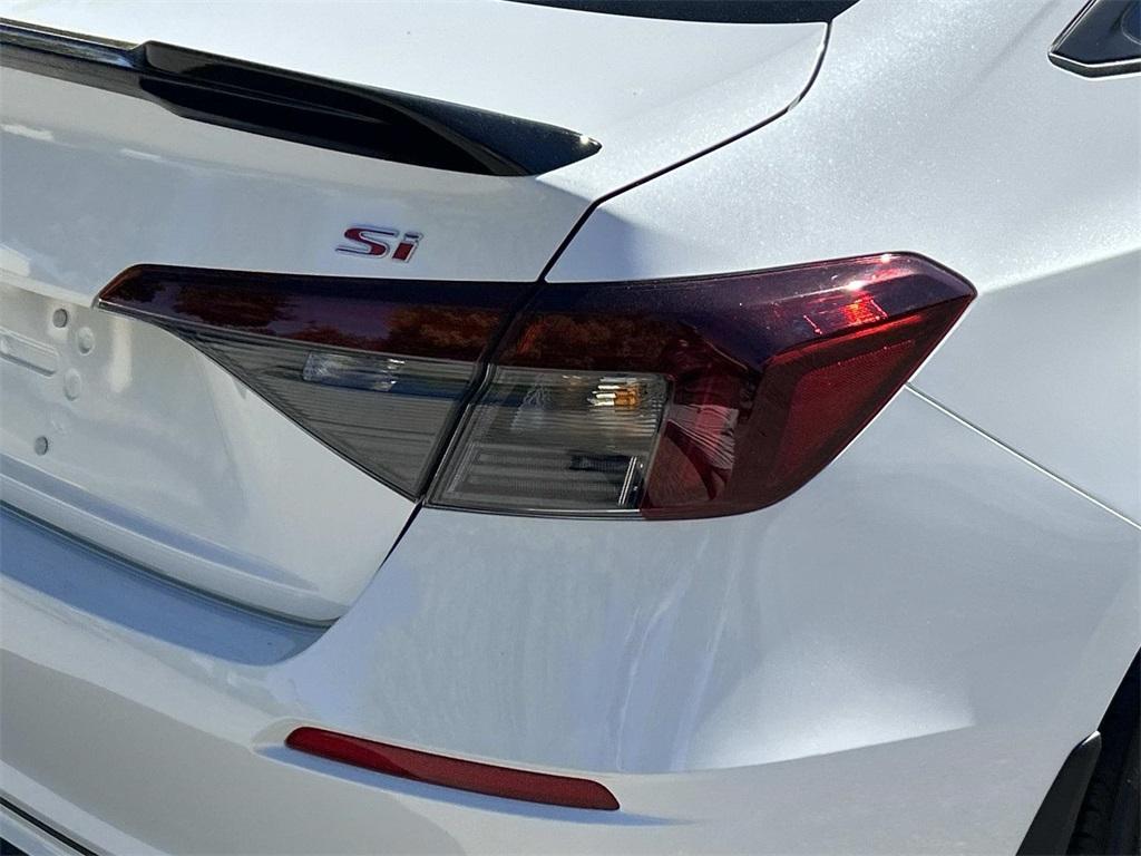 used 2025 Honda Civic Si car, priced at $31,914