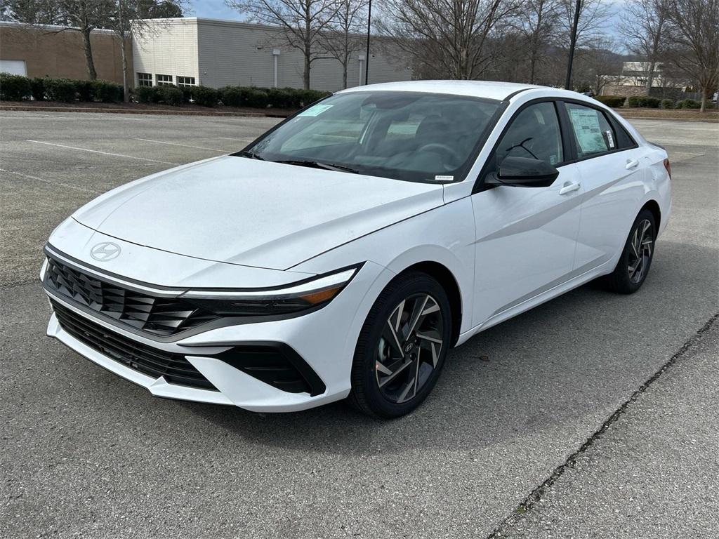 new 2025 Hyundai Elantra car, priced at $23,600